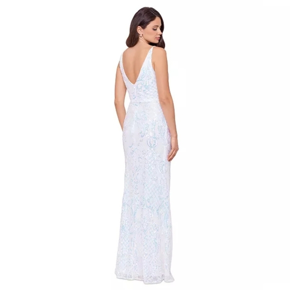 Blondie Nites Elegant White Sequin Sleeveless Gown - Picture 4 of 13